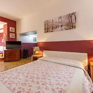 Appartement Charm Amidst Lakes & Mountains - Renovated In 2023 Italie